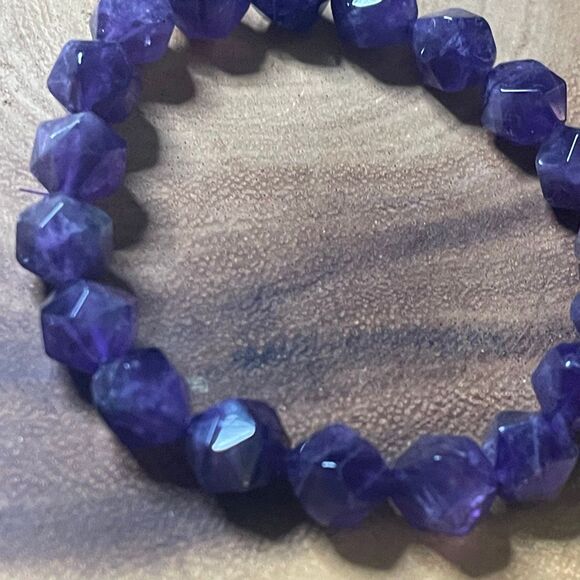 Amethyst purple diamond stretch beaded bracelet 7” crystal healing beads 8mm ONE - Picture 5 of 9